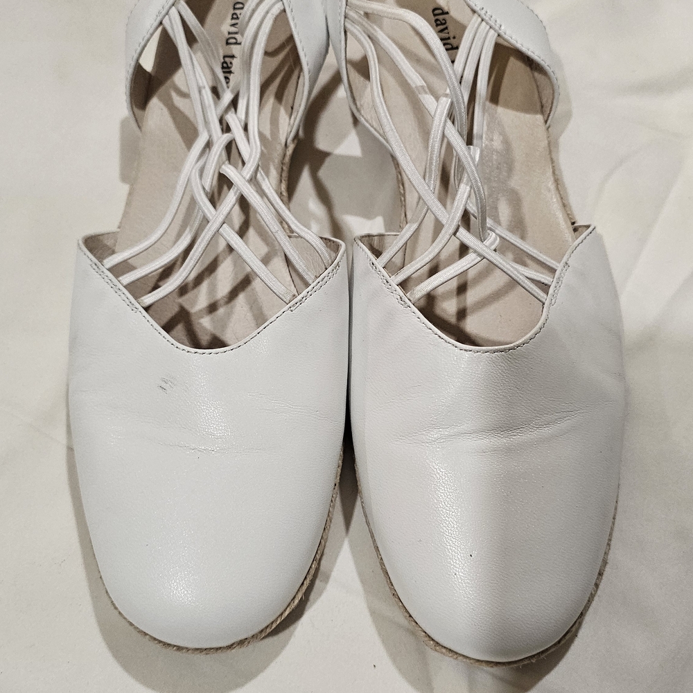 David Tate White Women's Flats with Crisscross Design
